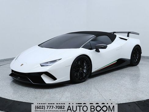 Used 2019 Lamborghini Huracan Performante image 1