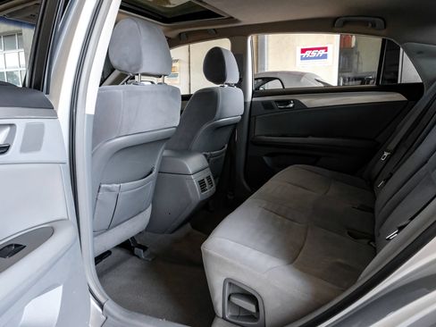 Used 2007 Toyota Avalon XL FWD image 30