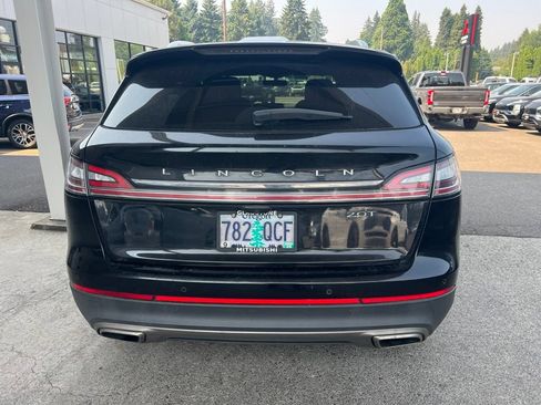 Used 2020 Lincoln Nautilus Reserve FWD image 6