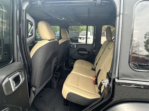 Used 2021 Jeep Wrangler Unlimited Sport image 20