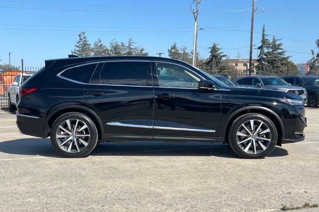 Certified 2025 Acura MDX w/ Technology Package AWD/4WD image 3