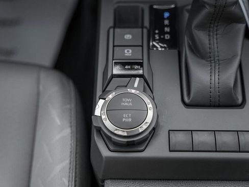 New 2025 Toyota Tacoma SR5 image 23