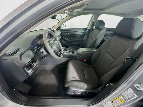 Used 2024 Honda Accord EX image 13