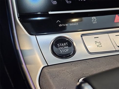 New 2025 Audi A6 3.0T allroad Prestige image 16