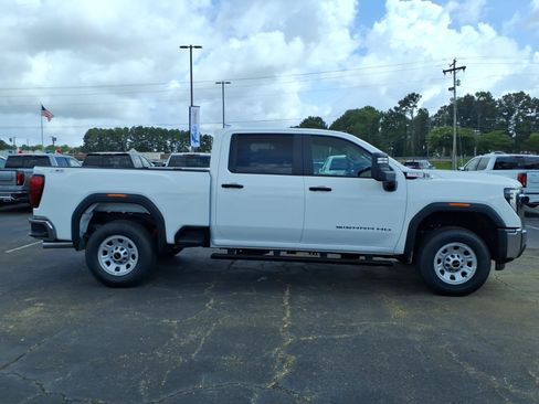 New 2026 GMC Sierra 2500 Pro AWD/4WD image 3