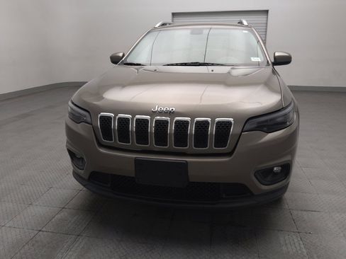 Used 2019 Jeep Cherokee Latitude w/ Cold Weather Group FWD image 15