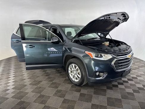 Used 2018 Chevrolet Traverse LT FWD image 12