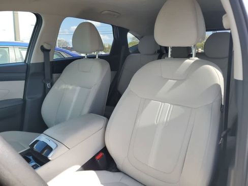 Used 2025 Hyundai Tucson SEL image 3