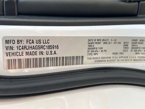 Certified 2024 Jeep Grand Cherokee Altitude AWD/4WD image 49