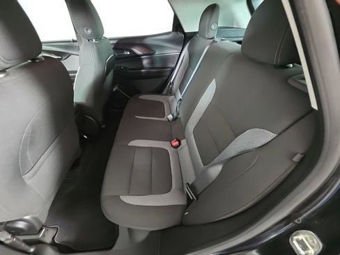 Certified 2023 Chevrolet TrailBlazer LS FWD image 30