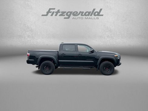 Used 2023 Toyota Tacoma TRD Pro AWD/4WD image 9
