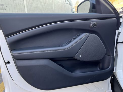 New 2025 Ford Mustang Mach-E Premium image 14