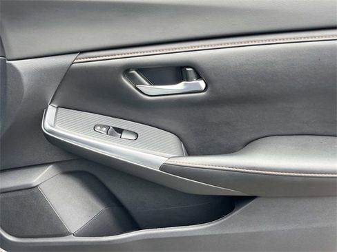 Used 2022 Nissan Sentra SR w/ Lighting Package image 22