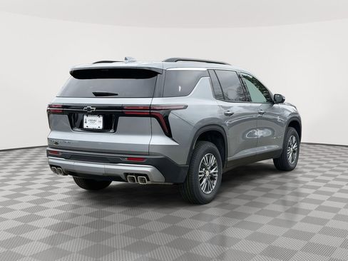 New 2026 Chevrolet Traverse LT w/ Driver Confidence Package AWD/4WD image 4