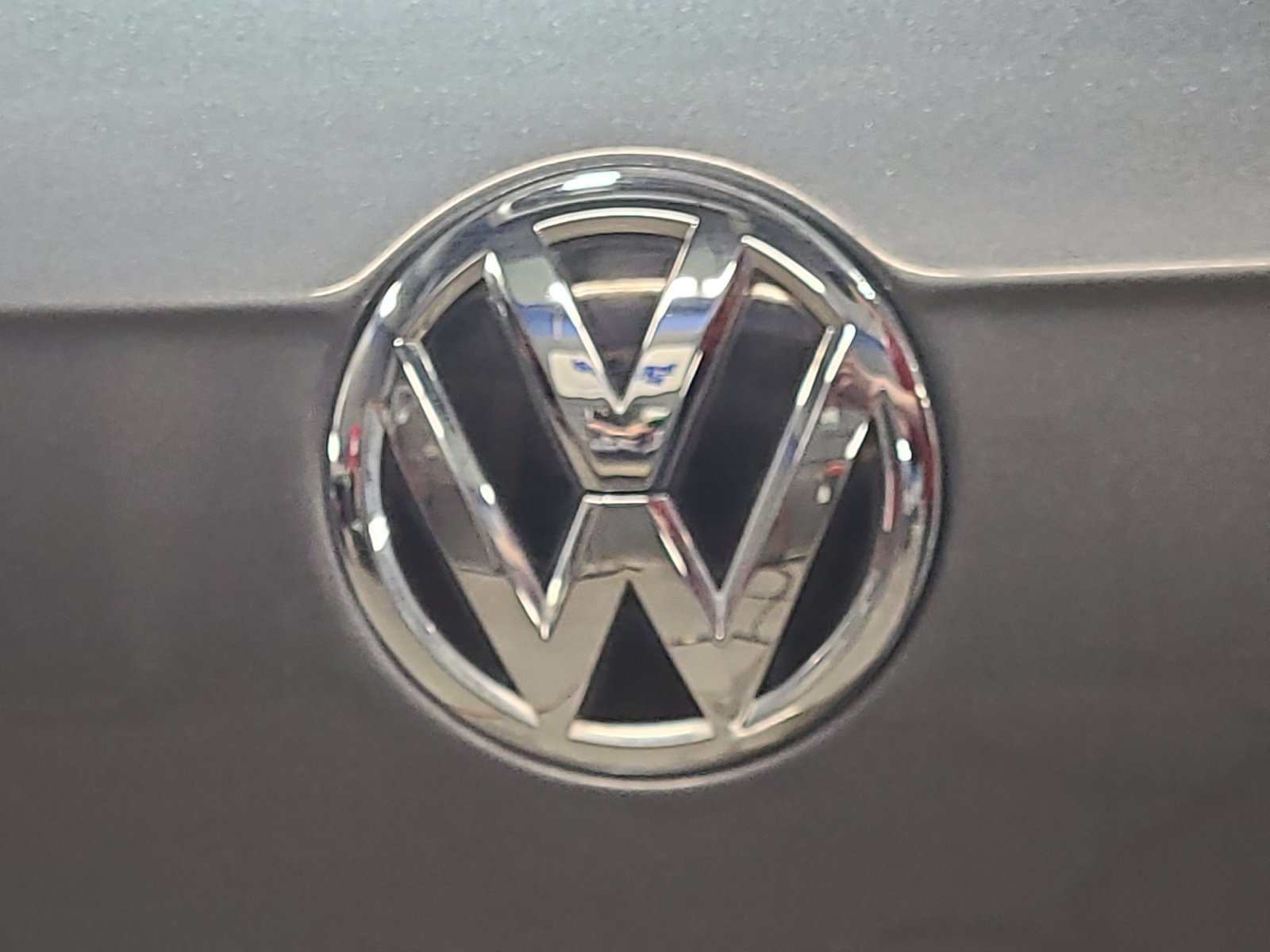 Used 2020 Volkswagen Tiguan SE FWD image 23