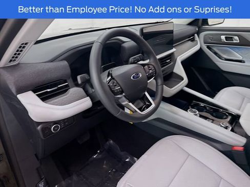New 2026 Ford Explorer Platinum AWD/4WD image 9