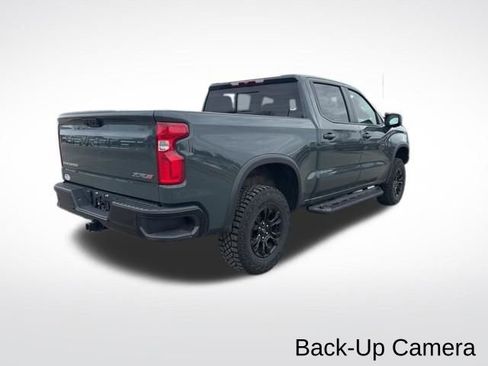 Used 2025 Chevrolet Silverado 1500 ZR2 image 10