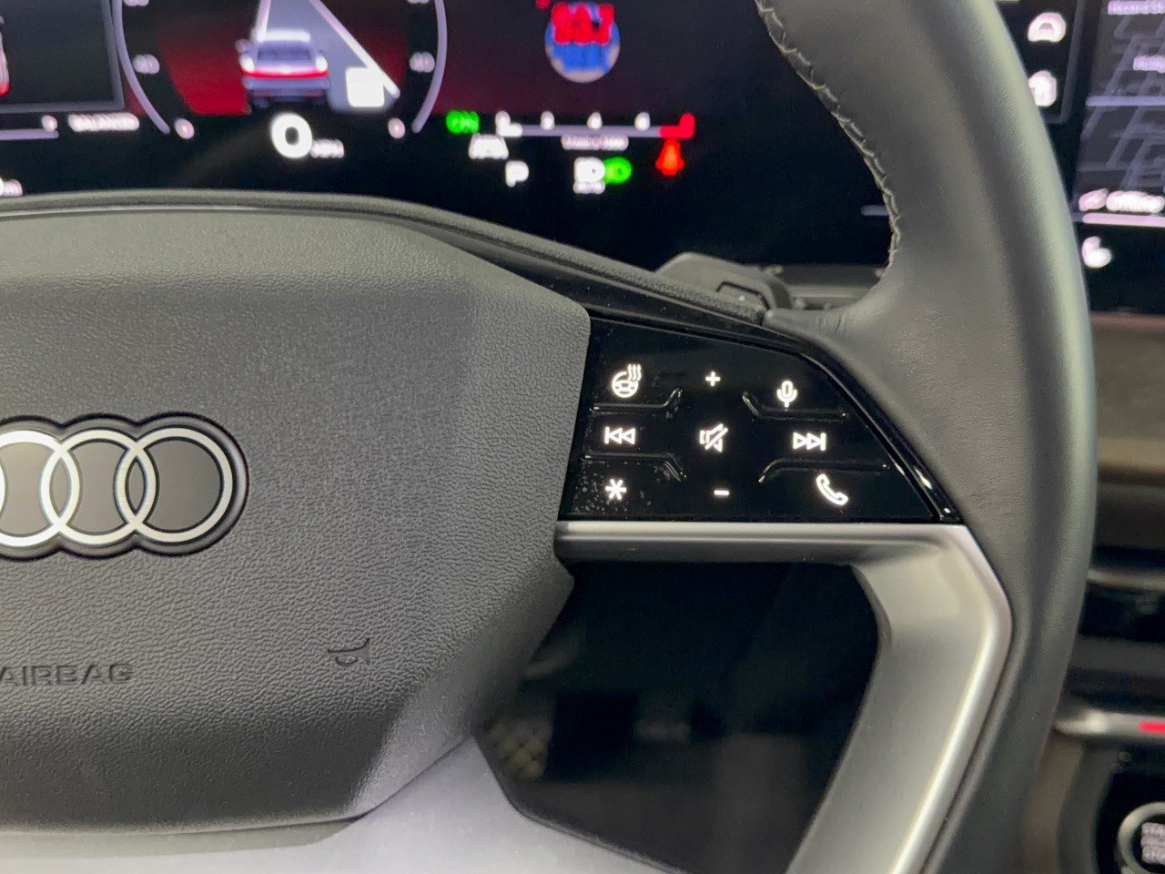Used 2025 Audi Q5 Premium w/ Convenience Package AWD/4WD image 19