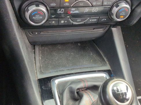 Used 2015 MAZDA MAZDA3 i Grand Touring image 31