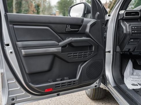 New 2026 Toyota Tacoma SR5 image 30