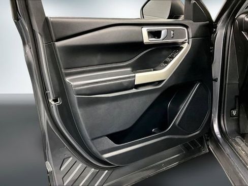 Used 2021 Ford Explorer XLT w/ Class III Trailer Tow Package image 20