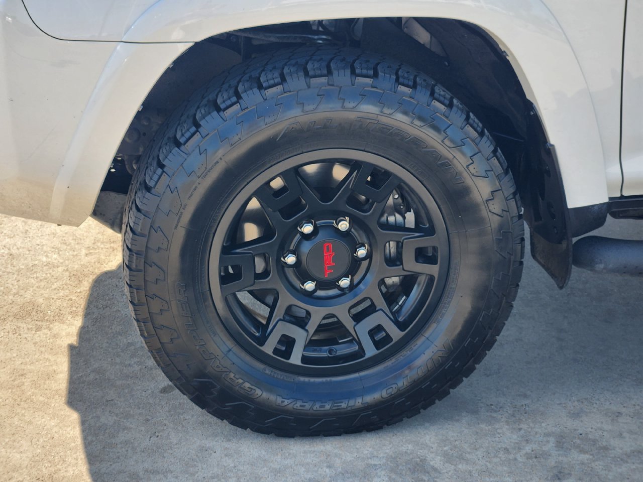 Used 2024 Toyota 4Runner SR5 Premium w/ Moonroof Package AWD/4WD image 11