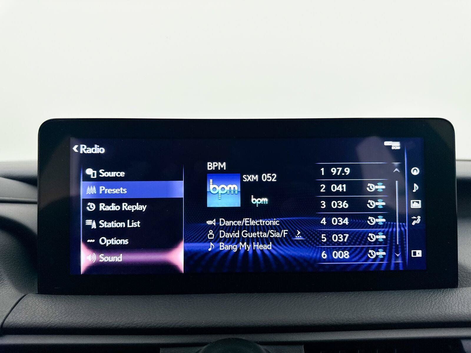 Used 2025 Lexus IS 500 RWD image 23