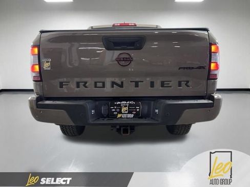 Used 2023 Nissan Frontier PRO-4X w/ Pro Convenience Package AWD/4WD image 7