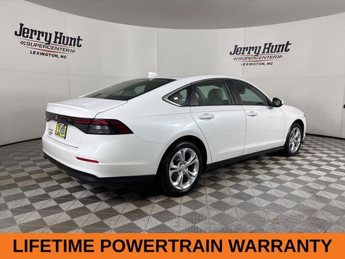 Used 2025 Honda Accord LX image 5