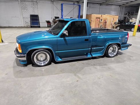 Used 1993 GMC Sierra 1500 2WD Regular Cab image 3