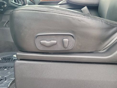 Used 2012 Nissan Armada Platinum image 15