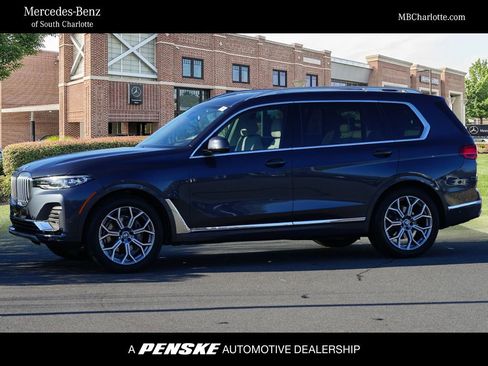 Used 2022 BMW X7 xDrive40i w/ Premium Package image 1