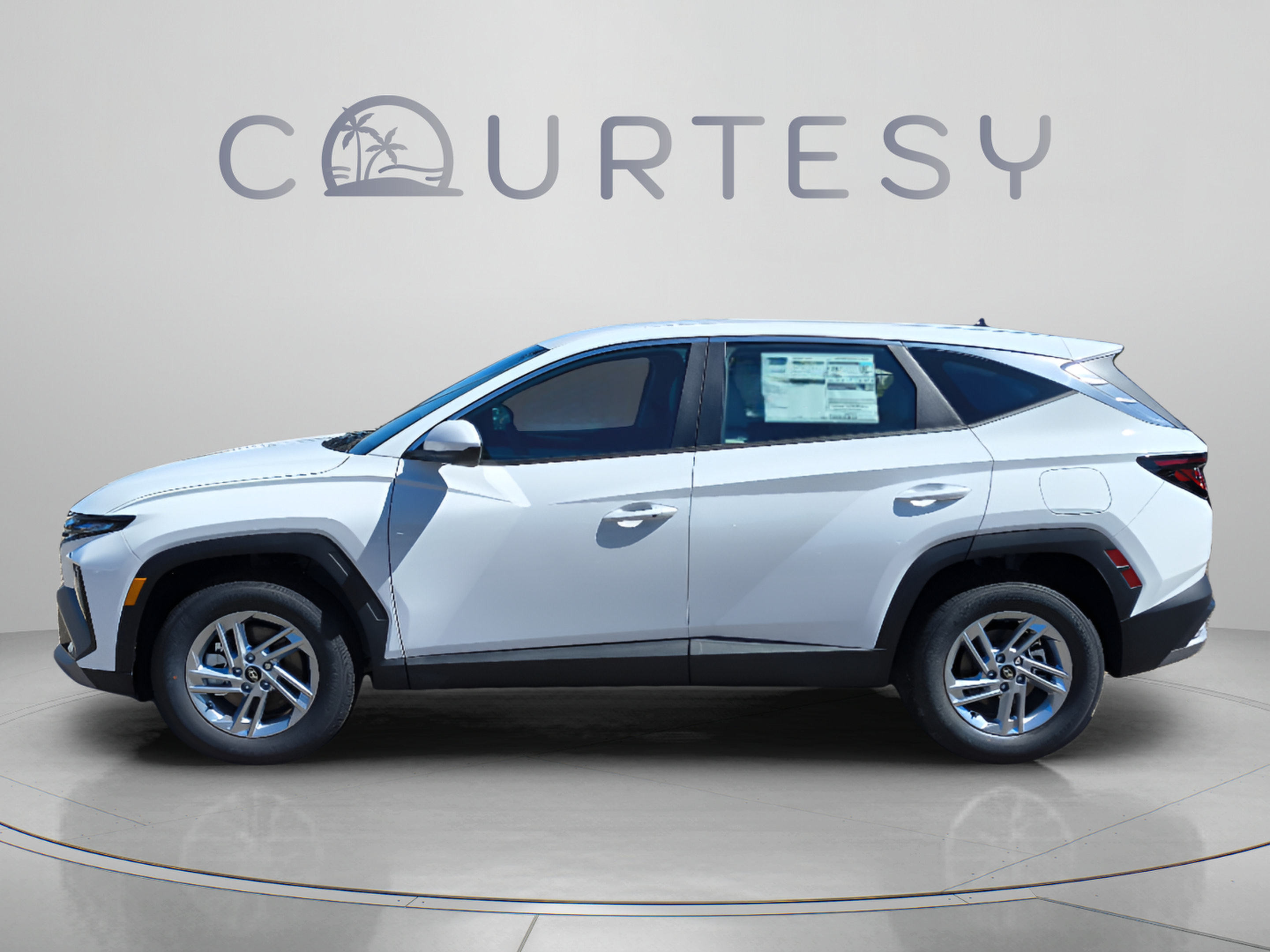 New 2026 Hyundai Tucson SE FWD image 2
