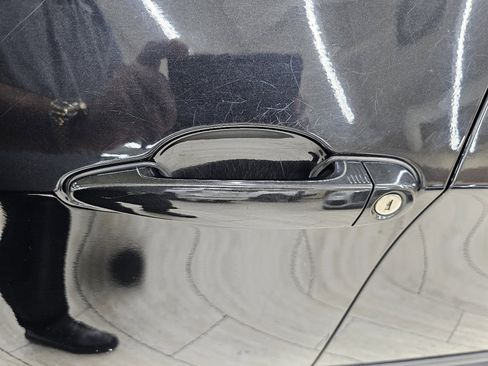 Used 2011 BMW X5 xDrive35d image 13