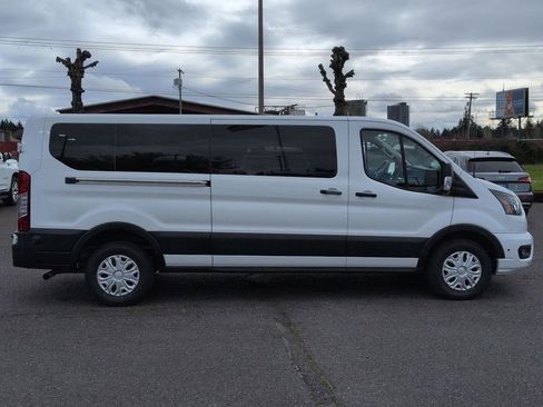 Used 2024 Ford Transit 350 XLT RWD image 6