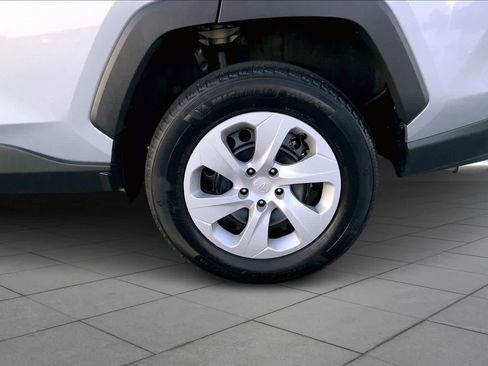 Used 2024 Toyota RAV4 LE image 11
