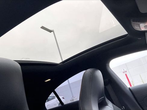 Used 2023 Mercedes-Benz CLA 250 w/ AMG Line image 18
