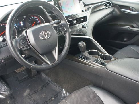 Used 2021 Toyota Camry XSE w/ Navigation Package image 15