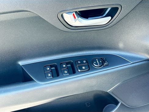 Used 2023 Kia Rio S FWD image 14
