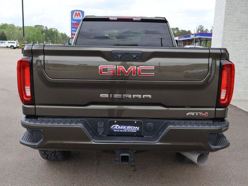 Used 2023 GMC Sierra 2500 AT4 image 7