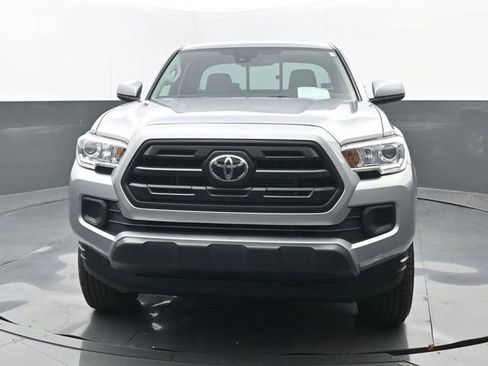 Used 2019 Toyota Tacoma SR w/ SR Convenience Package image 17
