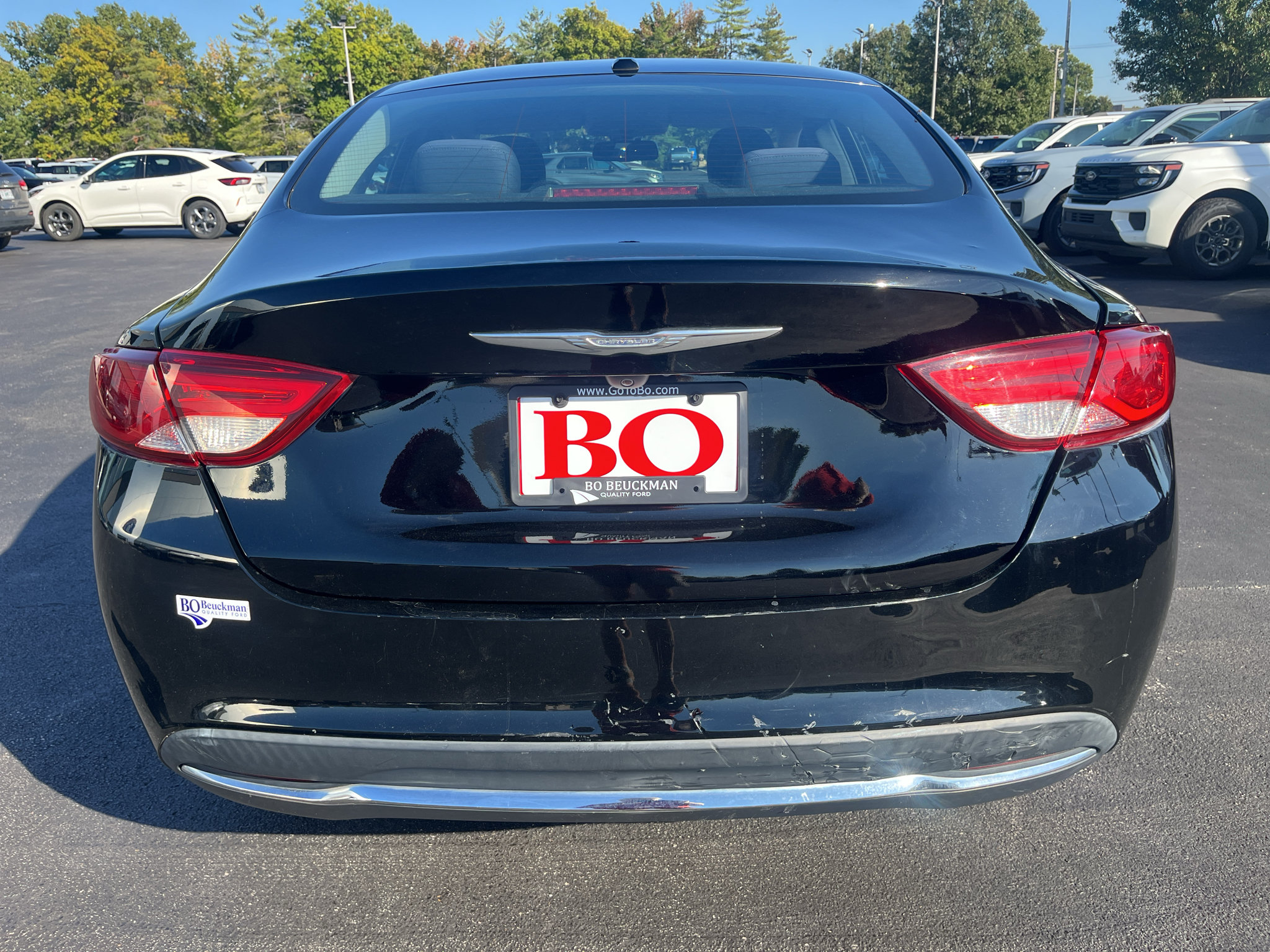 Used 2016 Chrysler 200 Limited w/ Convenience Group FWD image 6