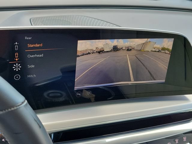 Certified 2024 Cadillac Lyriq Luxury AWD/4WD image 16