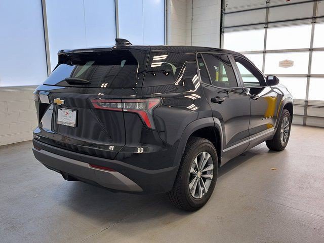 Used 2025 Chevrolet Equinox LT FWD image 5