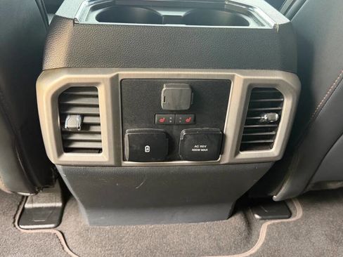 Used 2022 Ford F450 Platinum w/ FX4 Off-Road Package AWD/4WD image 20