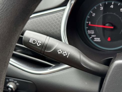 Used 2020 Chevrolet Malibu LT image 39