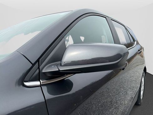 Used 2023 Chevrolet Equinox LT image 11