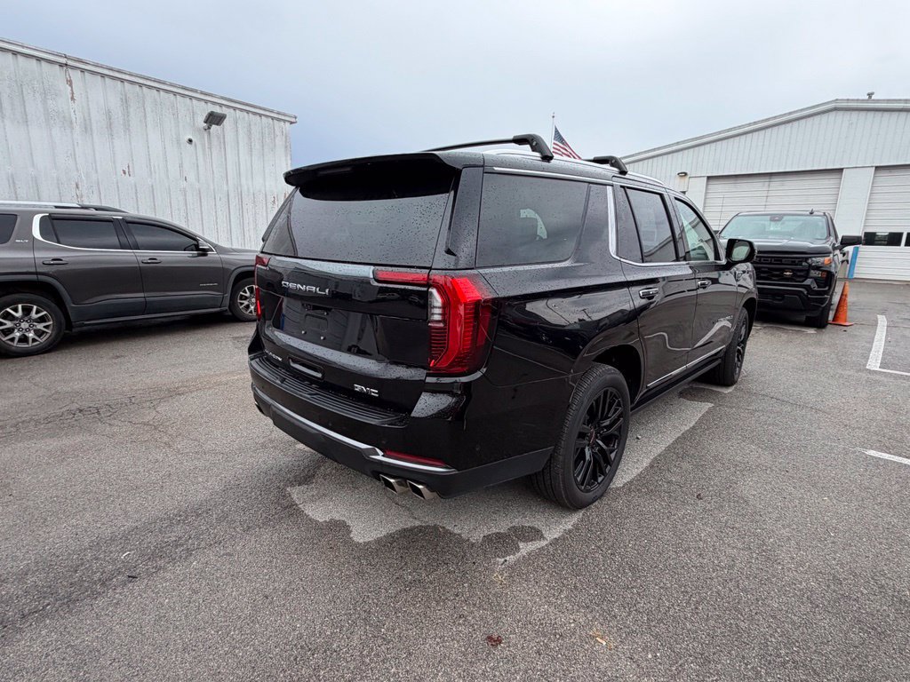 Used 2026 GMC Yukon Denali Ultimate AWD/4WD image 6