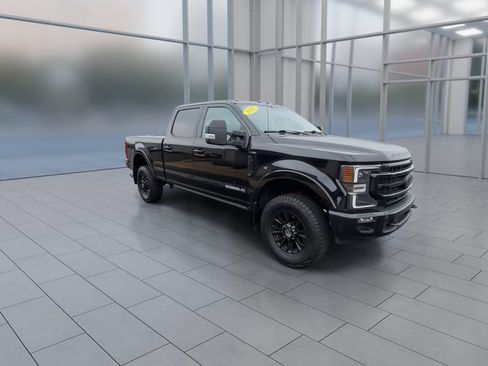 Used 2021 Ford F350 Lariat w/ Tremor Off-Road Package AWD/4WD image 2