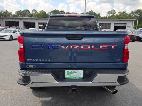 Used 2025 Chevrolet Silverado 2500 LT AWD/4WD image 9